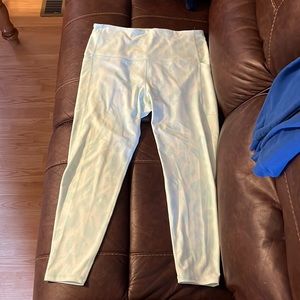 DSG XL Teal Cheetah pattern leggings with pockets